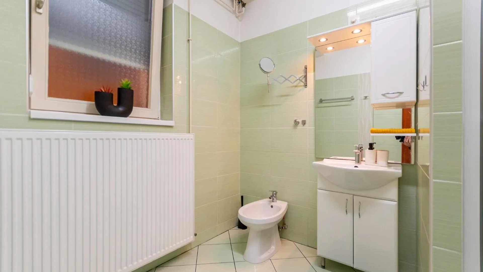 R Apartments Budapest 0*,  Ungheria