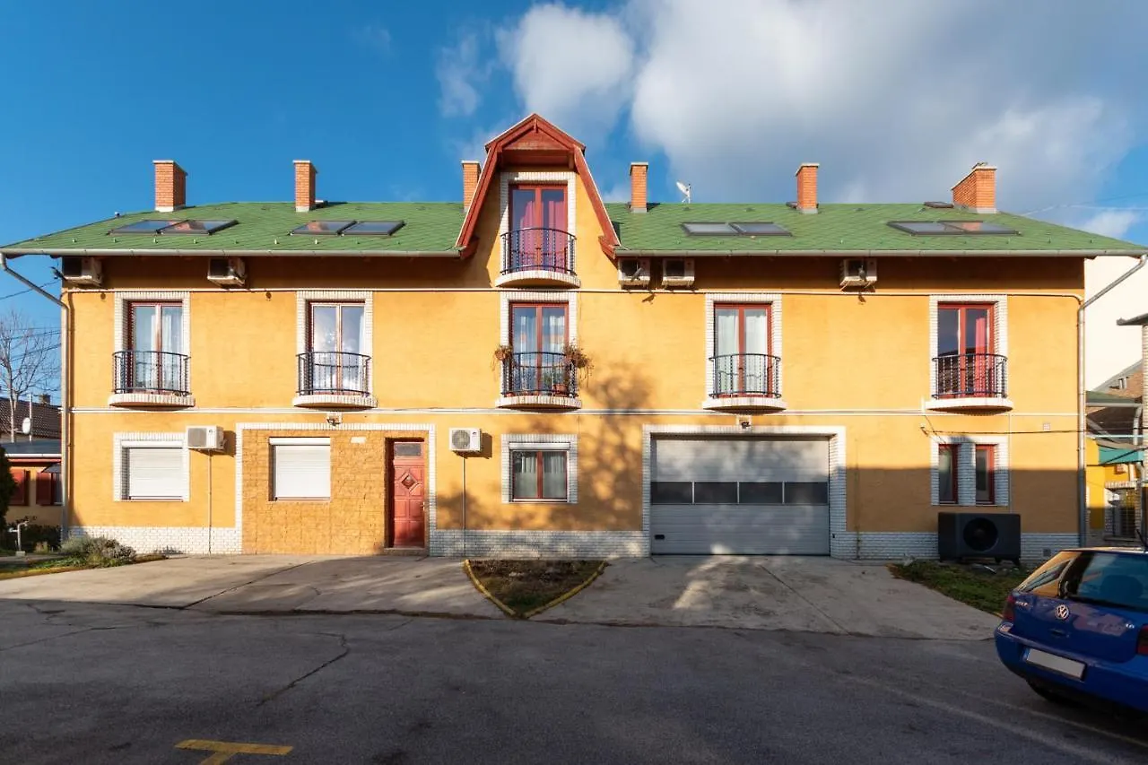 R Apartments Budapest